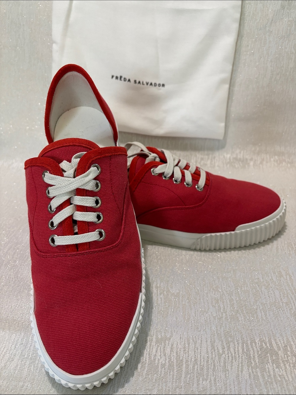 Freda Salvador Red Cut Out d’Orsay Sneakers